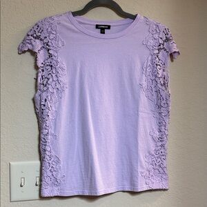 Express Lavender Lace Accent Women's Tee Size M
